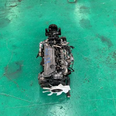 سعر جيد إيزوزو 4HG1 كفاءة وقوة دائمة تستخدم محرك الديزل للسيارات التجارية متصل