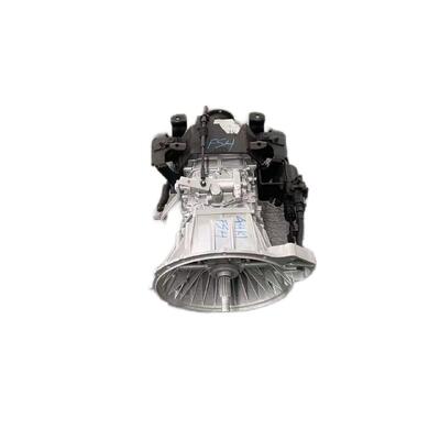 سعر جيد الشركات المصنعة المبيعات المباشرة 4HK1 4HE1 4x2 ناقلات نقل قطع غيار السيارات والشاحنات Isu Zu علبة التروس المستعملة متصل